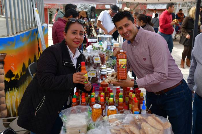 Impulsan economa en Zquite con corredor gastronmico y artesanal.