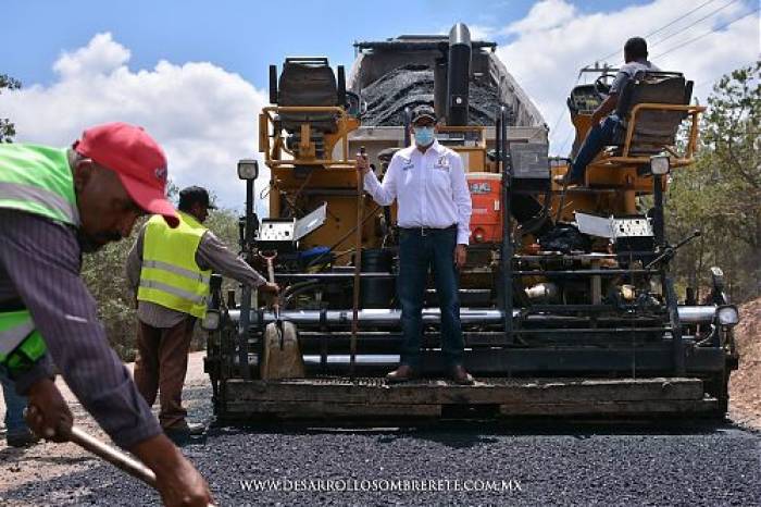 Inicia construccin de tramo carretero La Tapia-Corrales en Sombrerete