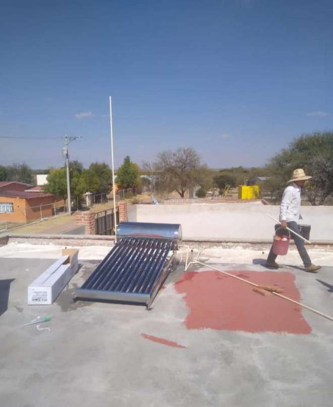 Instalan calentadores solares en comunidad San Rafael