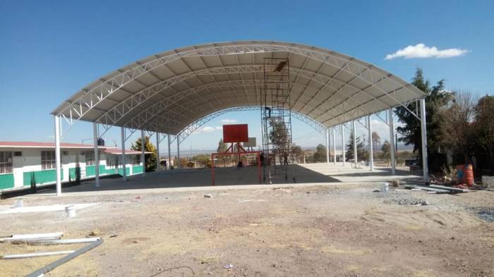 Construyen domo en el CECyTEZ de la comunidad del Saucito