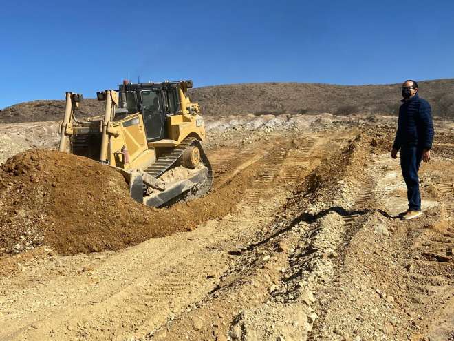 Construyen bordos en beneficio de agricultores y ganaderos de Sombrerete