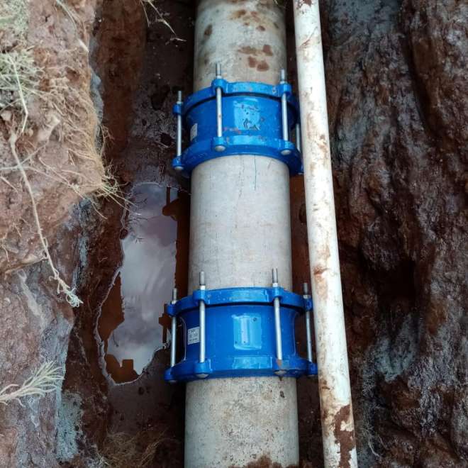 SAPAC repara fuga de agua en Calera
