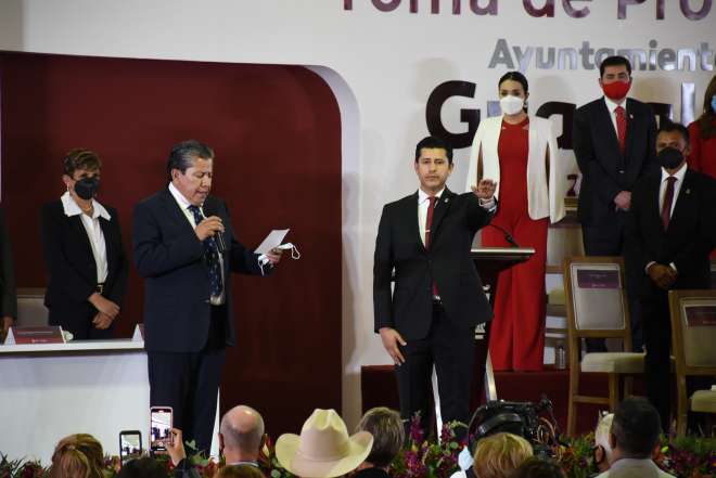 No dejar solo al presidente de Guadalupe: David Monreal