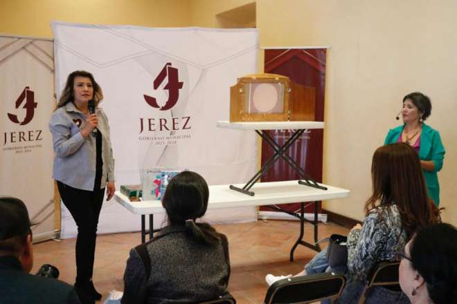 Imparten en Jerez conferencia en el marco del da internacional de la mujer