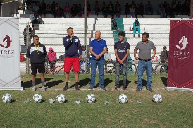 Autoridades de Jerez pusieron en marcha el Torneo de Ftbol Juvenil 
