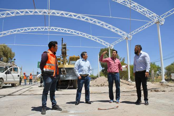 Supervisa Julio Csar Chvez construccin de Domo en Telesecundaria de San Jernimo