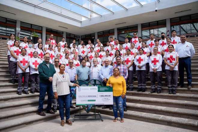 Entregan en la capital donativo a la Cruz Roja Mexicana 
