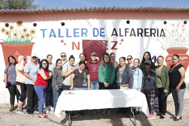 Imparten curso de elaboracin y diseo de macetas en Jerez