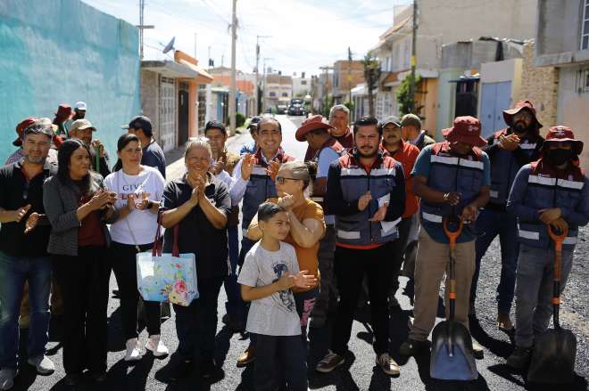 Supervisa Pepe Saldvar trabajos de reencarpetamiento en Las Fuentes