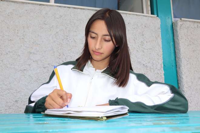 Gana estudiante de Cobaez concurso nacional de letras contra la discriminacin
